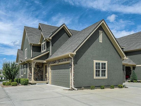 2nd image of 14827 Meadow Ln