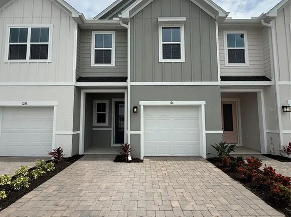 1241 Pineywood Field Dr, Davenport, FL 33837
