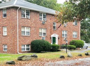 71 Bernier St #5, Lowell, MA 01852