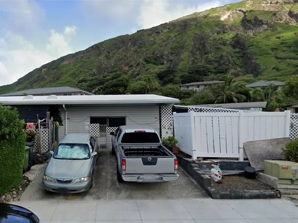 831 Kalalea St, Honolulu, HI 96825