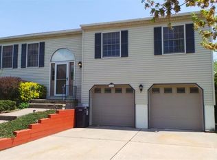 928 Liberty St, Belvidere, NJ 07823