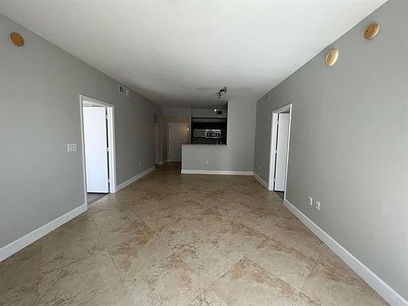 5th image of 550 Okeechobee Blvd APT 420