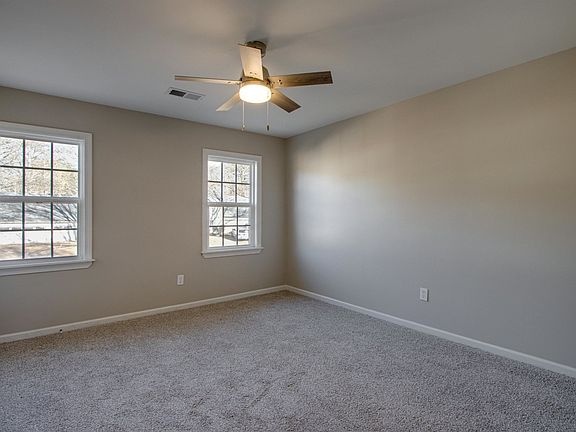 5th image of 2445 Willinghurst Dr