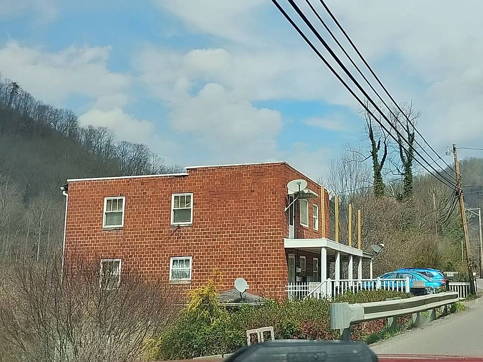 1st image of 485 Riverside Dr