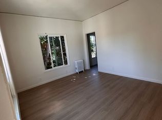 715 40th St, Oakland, CA 94609