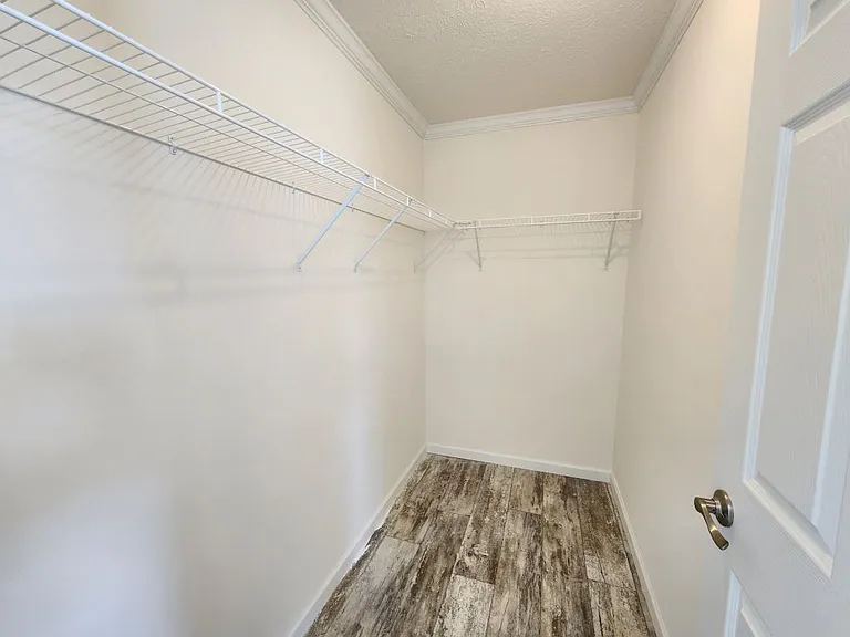 521 Eland Dr #521 — Photo 9