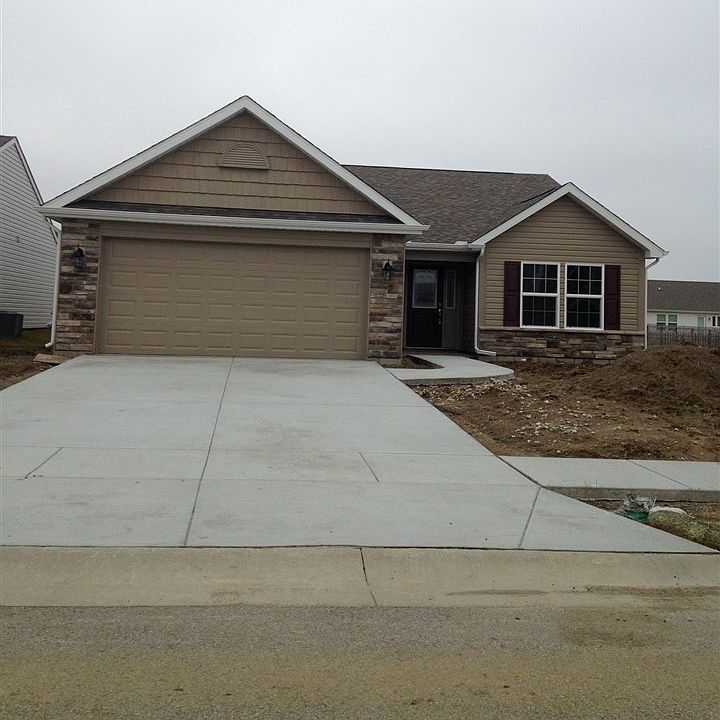 1st image of 832 Clydesdale Dr
