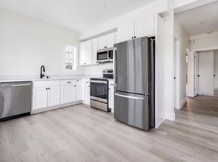 202 Hooker Ave #4, Poughkeepsie, NY 12603