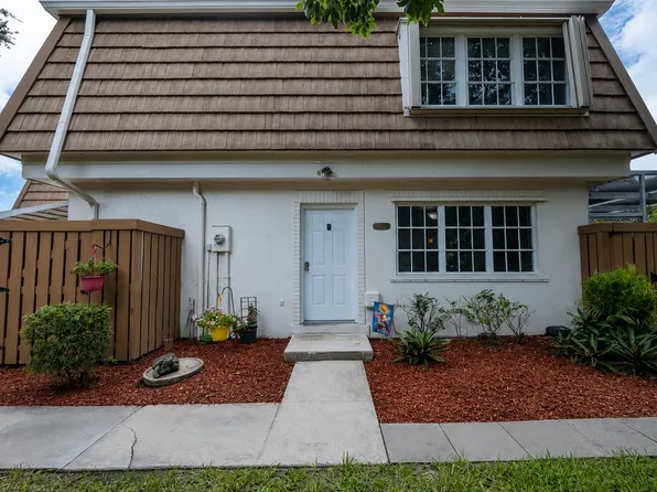 4300 Hazel Avenue #D, Palm Beach Gardens, FL 33410