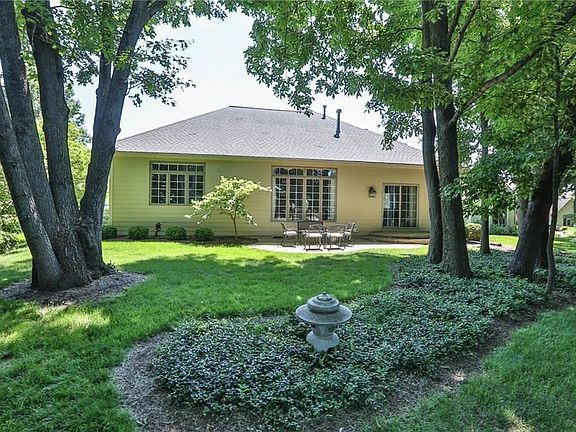4th image of 17 Harrington Dr