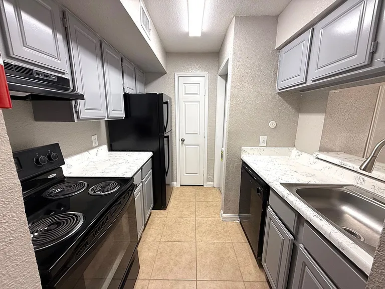 Rockridge Springs Apartments — Photo 7