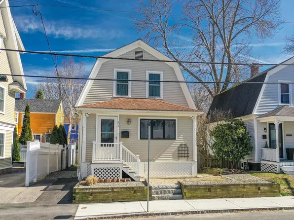 874 State Street, Portsmouth, NH 03801