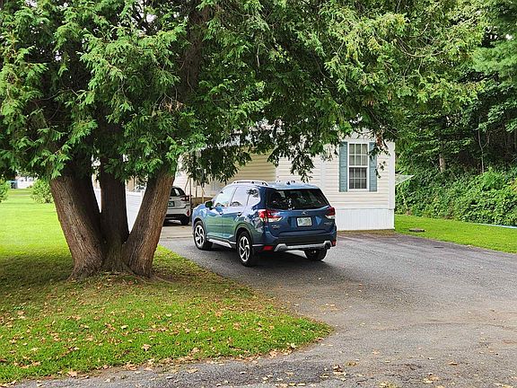 3rd image of 18 Water Avenue