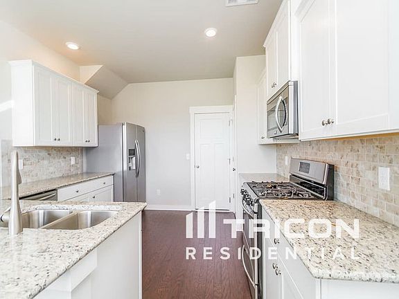 5th image of 4929 Kingdom Dr