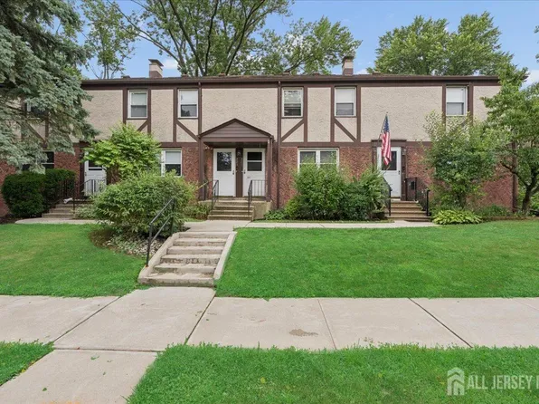 263 Newman St, Metuchen, NJ 08840