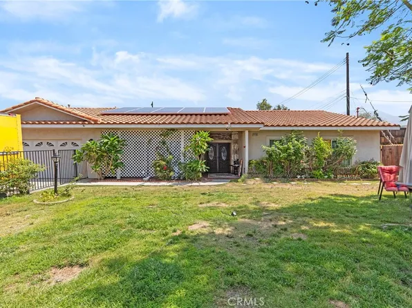 25785 Edgemont Ct, San Bernardino, CA 92404