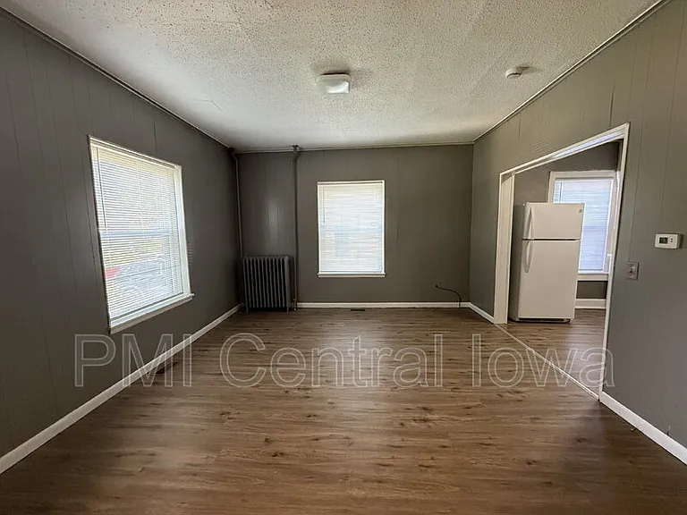 1301 E 12th St #2 — Photo 4