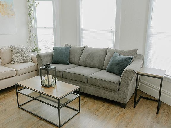 5th image of 100 W 9th St #1