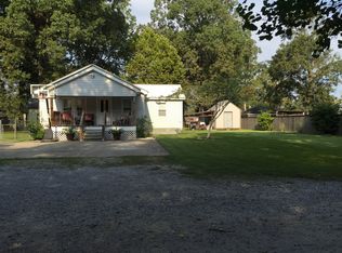 17239 Oak Trace Rd, Prairieville, LA 70769