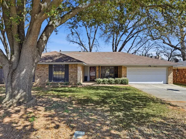 5001 Trails Edge Dr, Arlington, TX 76017