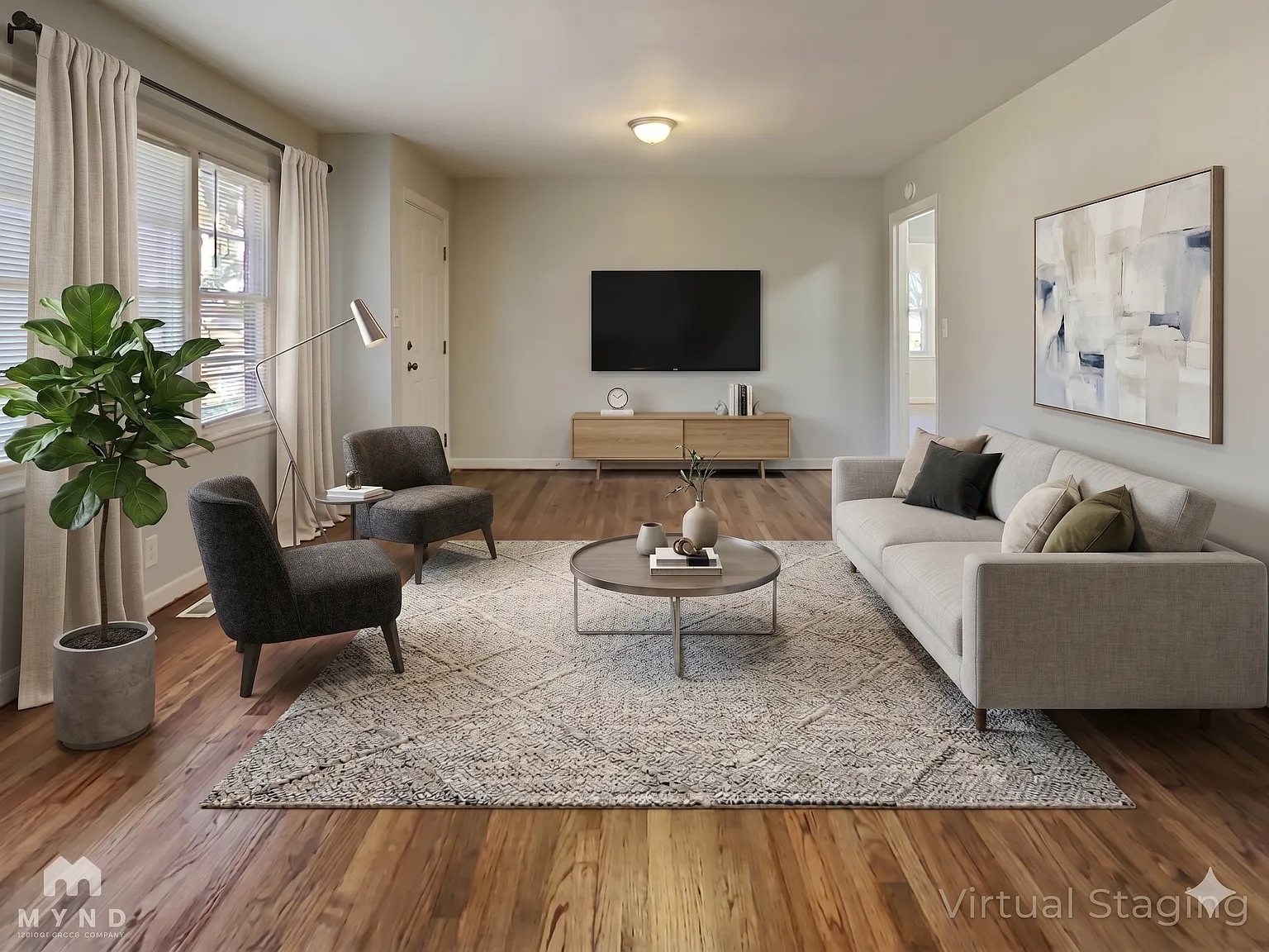 3 bed, 1.0 bath, 1026 sqft, $1,090 — Photo 2