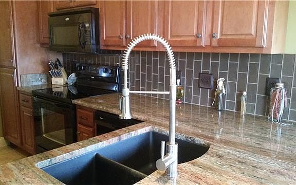 4th image of 523 Agate Dr