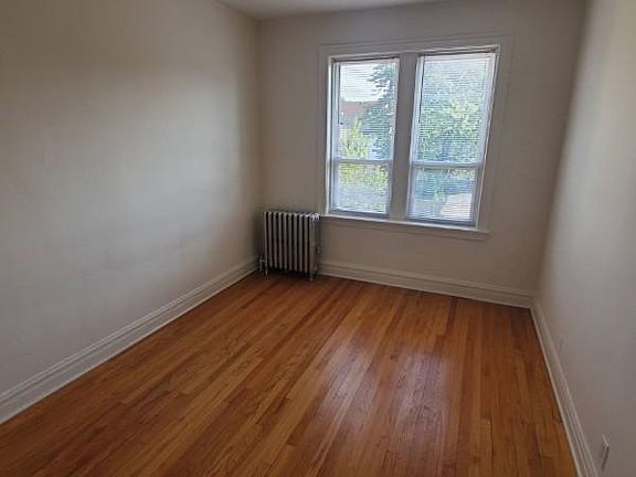 2nd image of 2942 W Wabansia Ave #210
