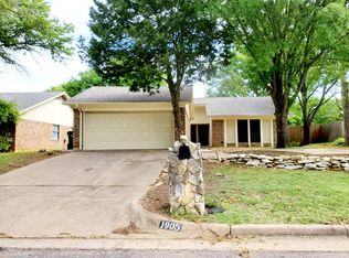 1905 Penbrook Dr, Arlington, TX 76015