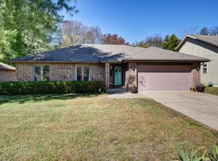 2051 S Butterfly Ave, Springfield, MO 65807