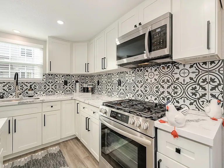 5608 Hillsdale Blvd #C — Photo 23