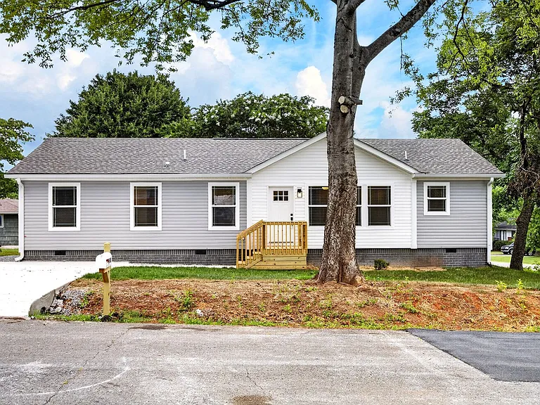 6683 Gary Ln — Photo 2