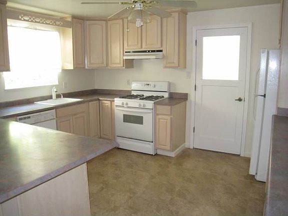 5th image of 200 Eugenia Dr