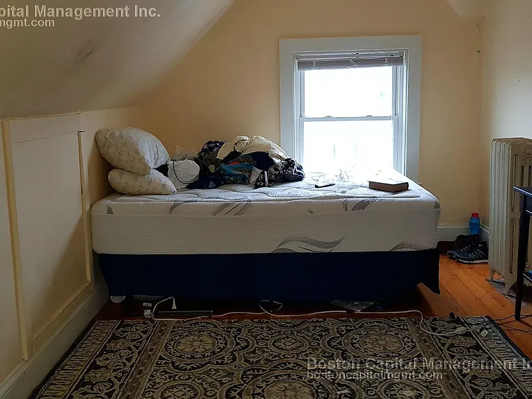 78 Linden St — Photo 11