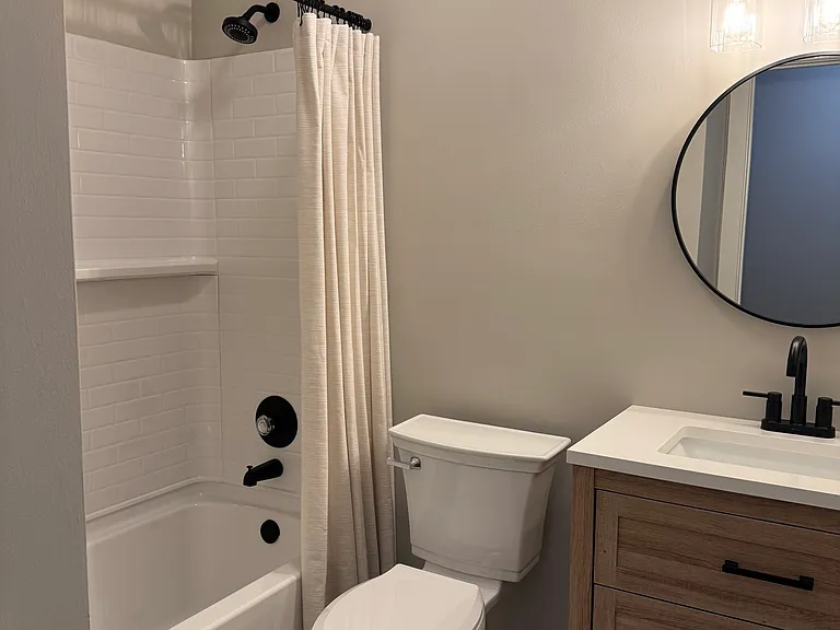343 Danbury Dr — Photo 7