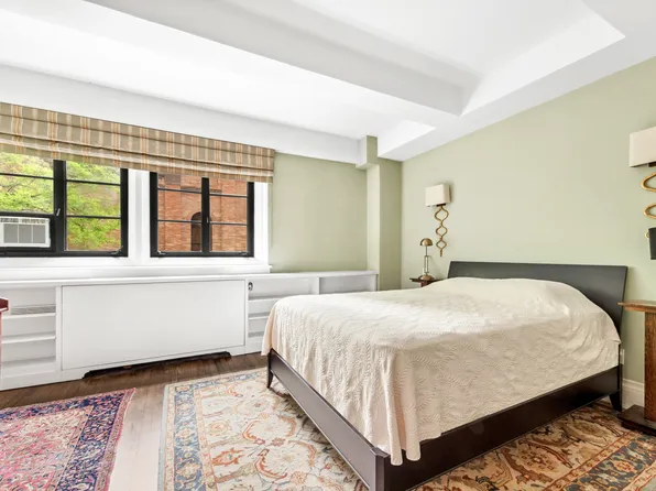 1 West 67th Street image 5 of 17