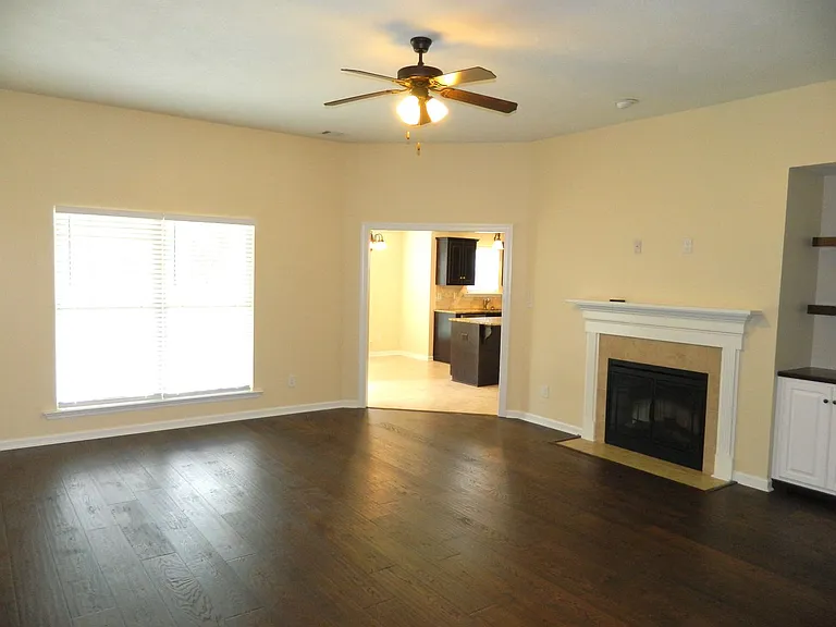 498 Sebastian Dr — Photo 20