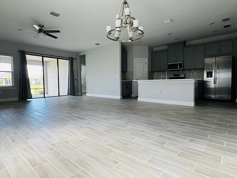 11035 Devonbridge Dr — Photo 36