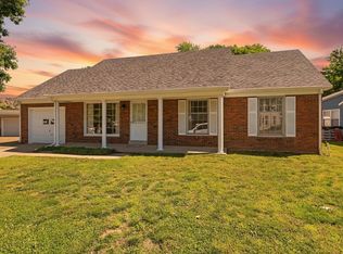 109 Villa Dr, Henderson, KY 42420