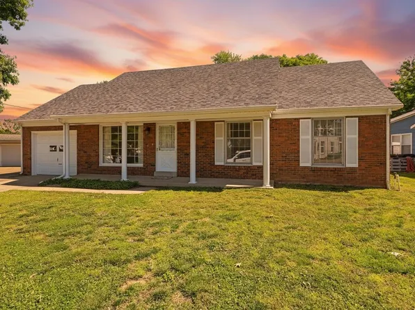 109 Villa Dr, Henderson, KY 42420