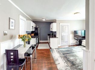 65 Palmer St APT 3, Salem, MA 01970