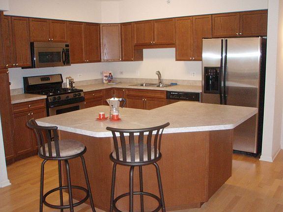 2nd image of 501 Alles St APT 406