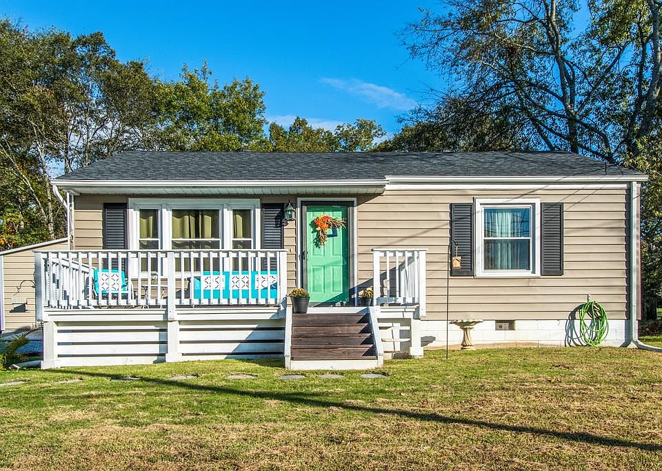 1st image of 2924 Teakwood Dr