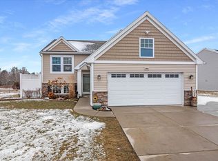3025 Trafalgar Dr, Flushing, MI