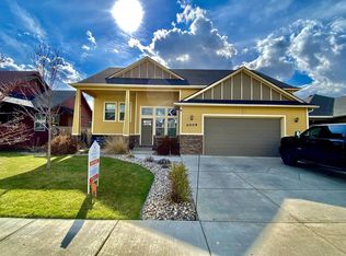 2009 18th Ave W, Williston, ND 58801