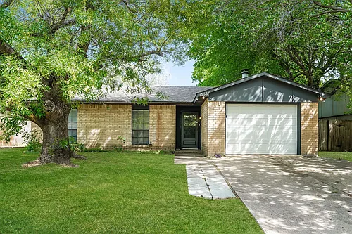 918 Clark Trl Photo 1