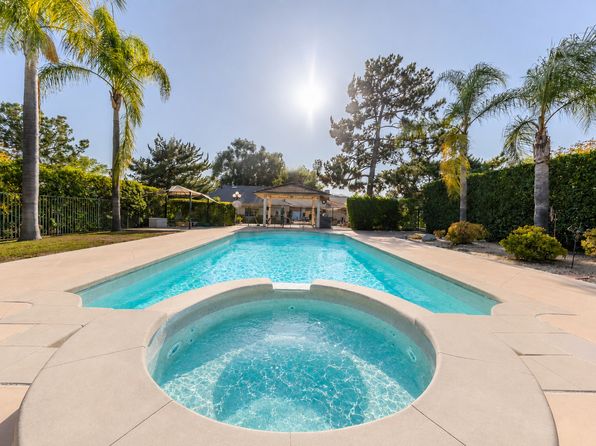 215 Barranca Rd