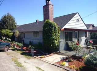 3318 SW Hinds St, Seattle, WA 98126