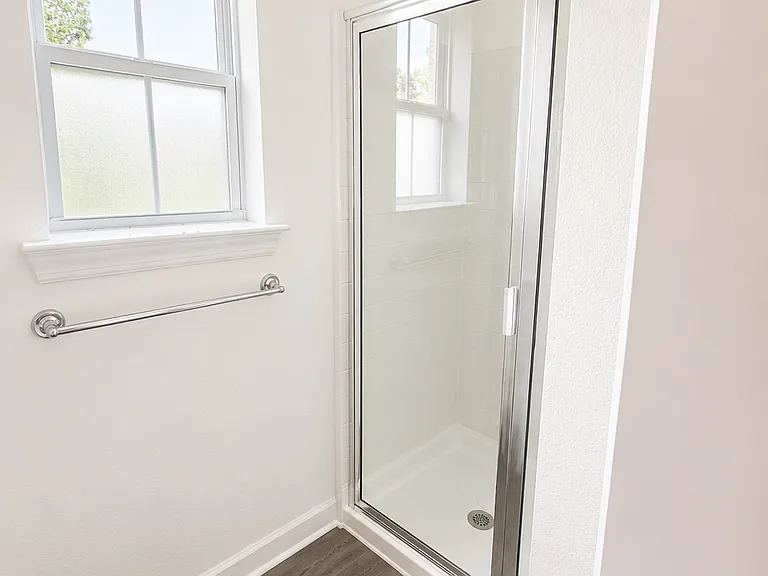 4300 Pinter Ln #4300 — Photo 17
