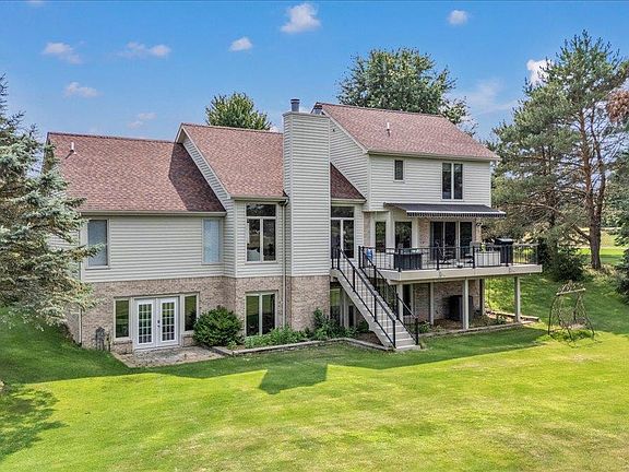 5th image of 4100 Newcastle Dr