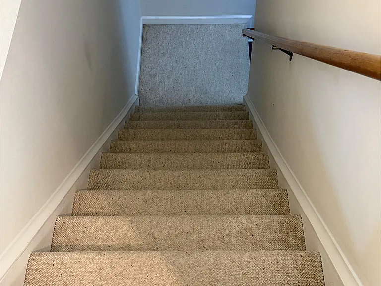 7043 Foxridge Dr — Photo 35